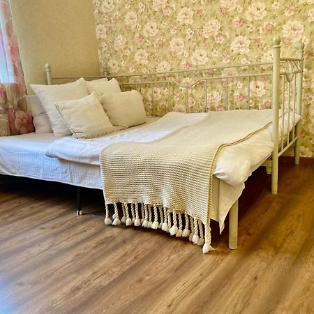Вірменська 14 Центр З Балконом Не Далеко Від Ж Д Вокзалу Звітні Документи Lejlighed Lviv Eksteriør billede