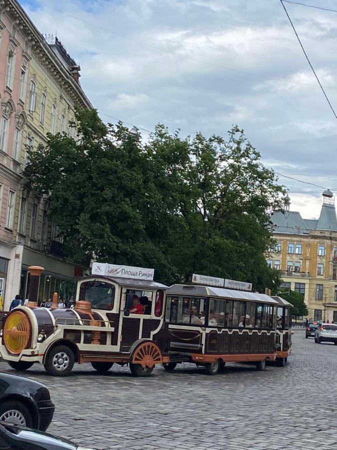 Вірменська 14 Центр З Балконом Не Далеко Від Ж Д Вокзалу Звітні Документи Lejlighed Lviv Eksteriør billede